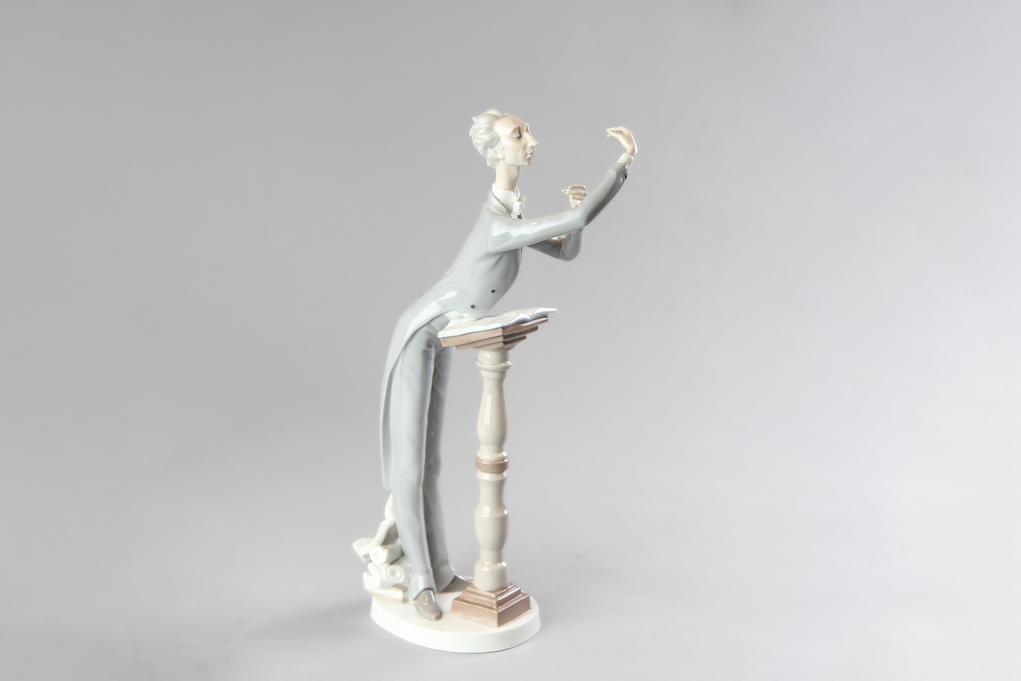 DIRECTOR DE ORQUESTA